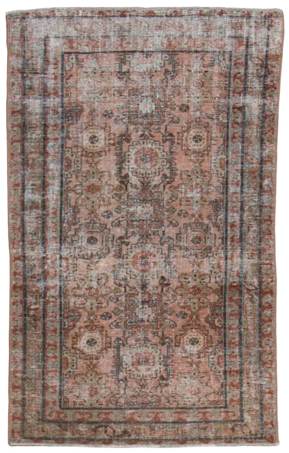 35009  MAHAL 3'11" x 6'6"