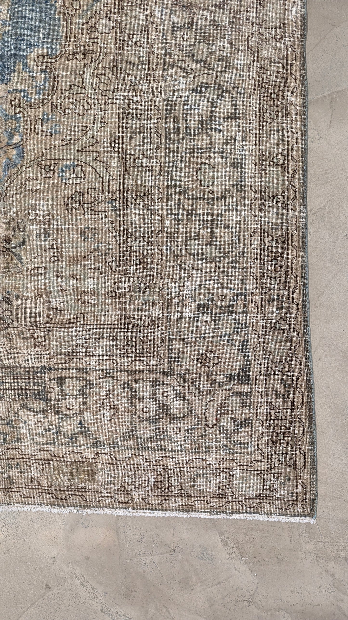 35012 TABRIZ 9'3" x 12'9"