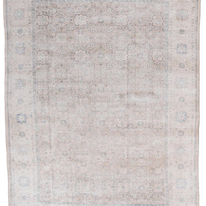 35052   MAHAL 9'3" x 12'7"
