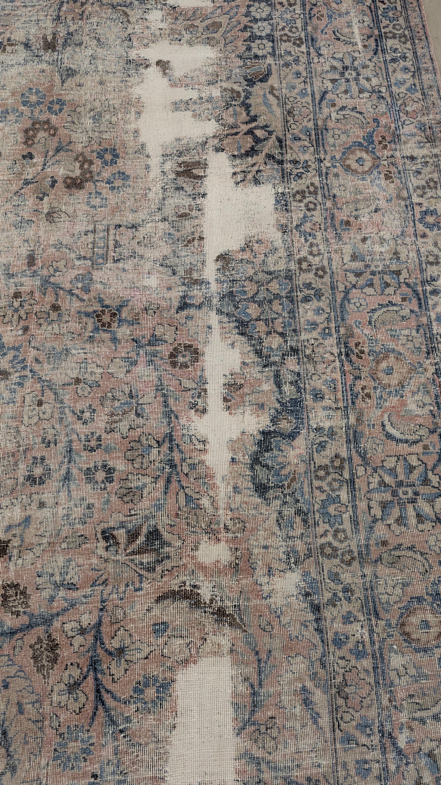 35056   MASHAD 10'4" x 16'10"
