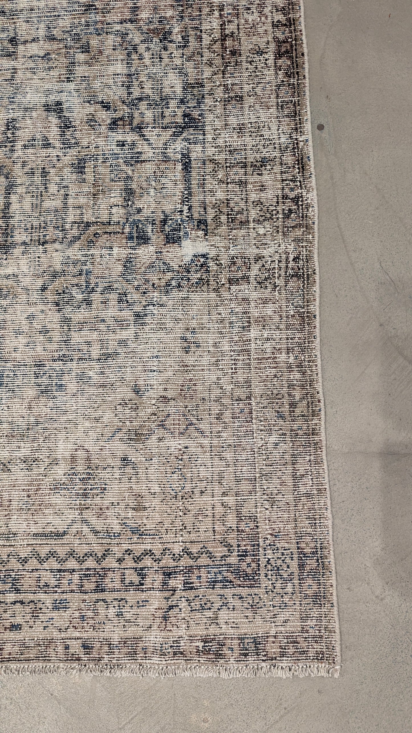 35057 MALAYER 3'2" x 10'8"