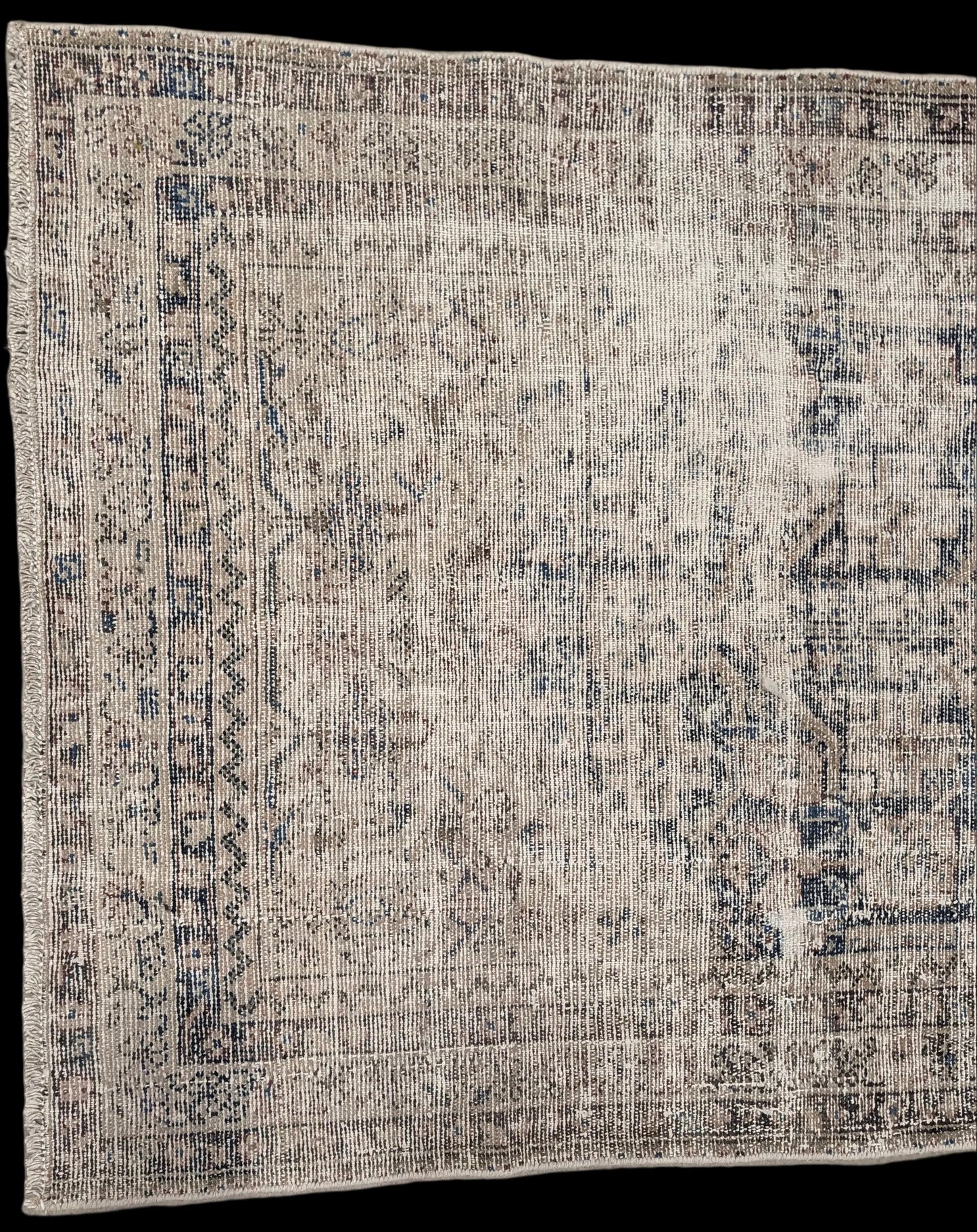 35057 MALAYER 3'2" x 10'8"