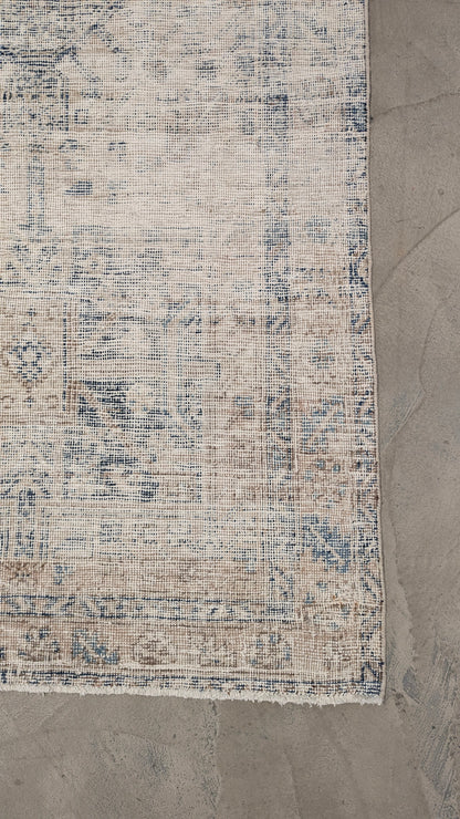 35059    KARAJA  3'5" x 11'4"