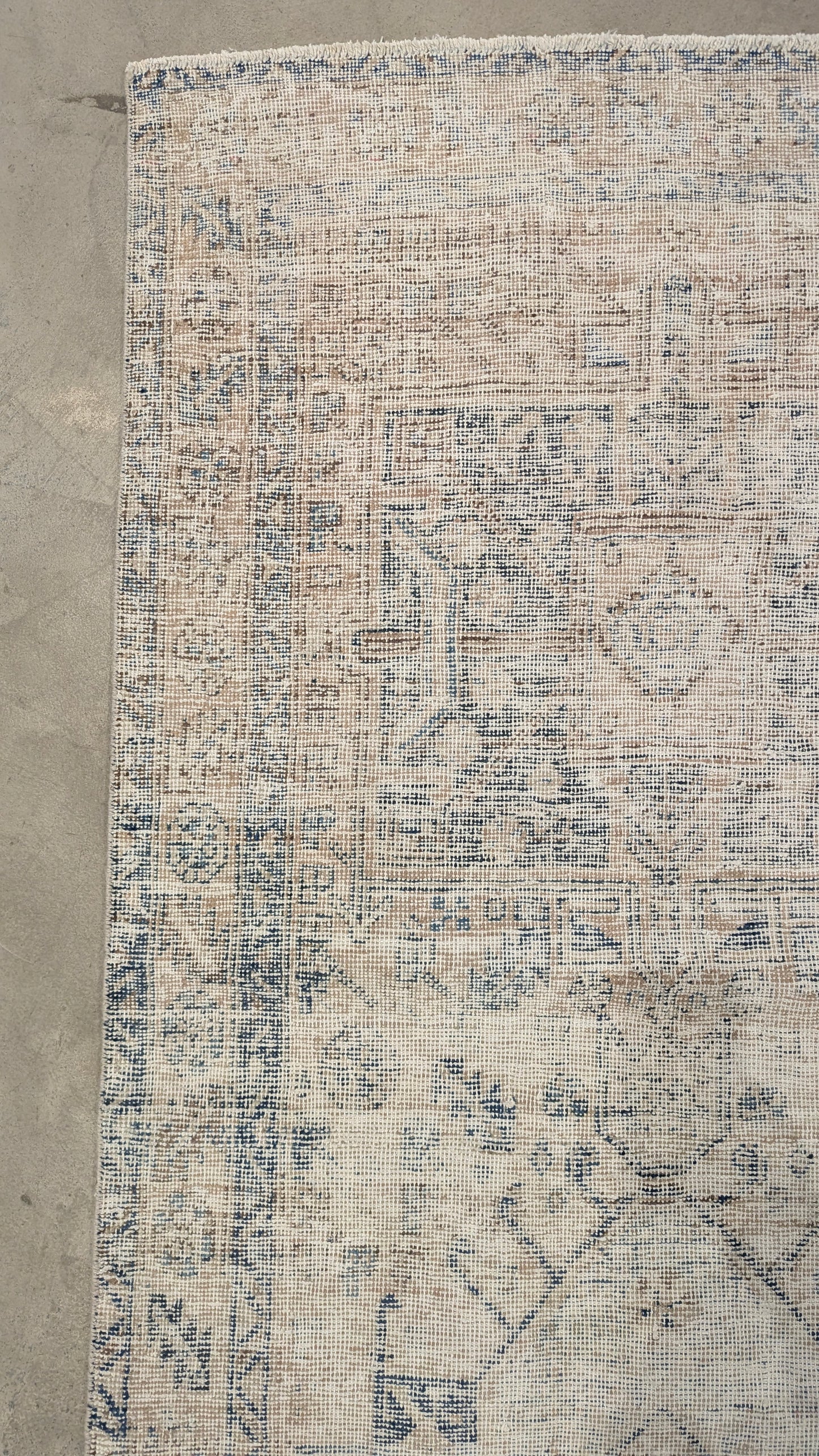 35059    KARAJA  3'5" x 11'4"