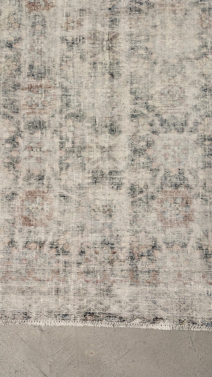 35062  MALAYER 3'10" x 6'3"