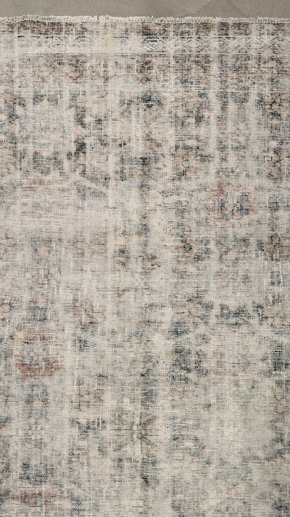 35062  MALAYER 3'10" x 6'3"