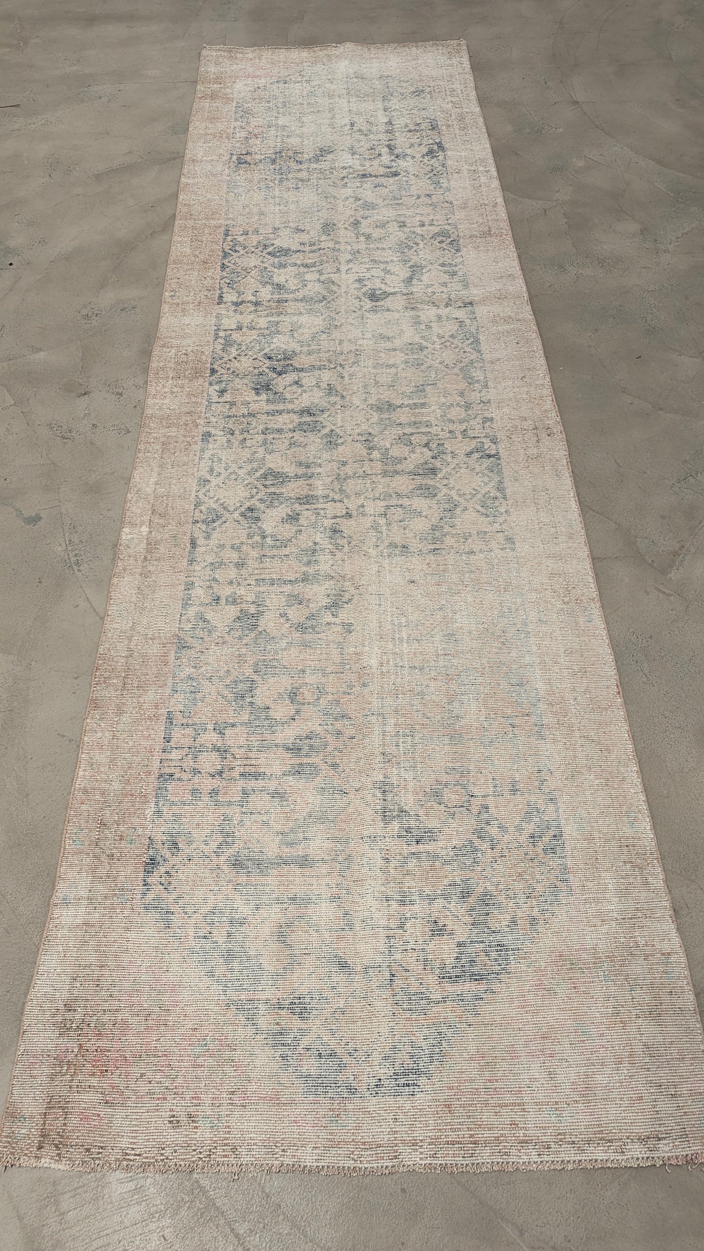 35064  MALAYER 3'6" x 12'10"