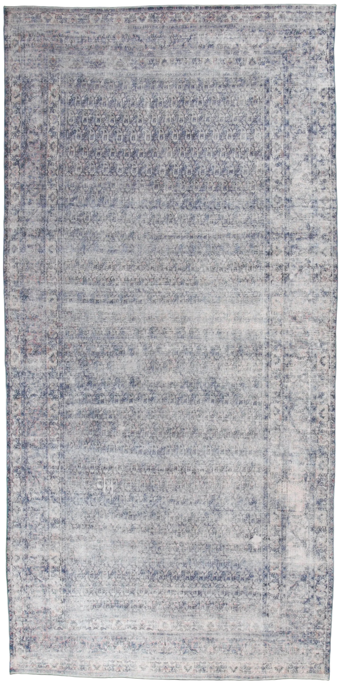 35067 MASHAD 8'9" x 18'1"