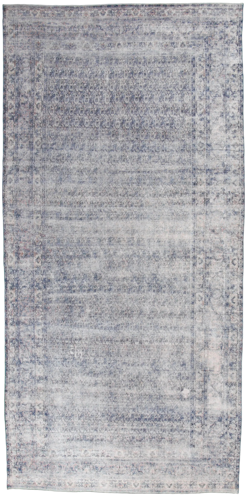 35067 MASHAD 8'9" x 18'1"
