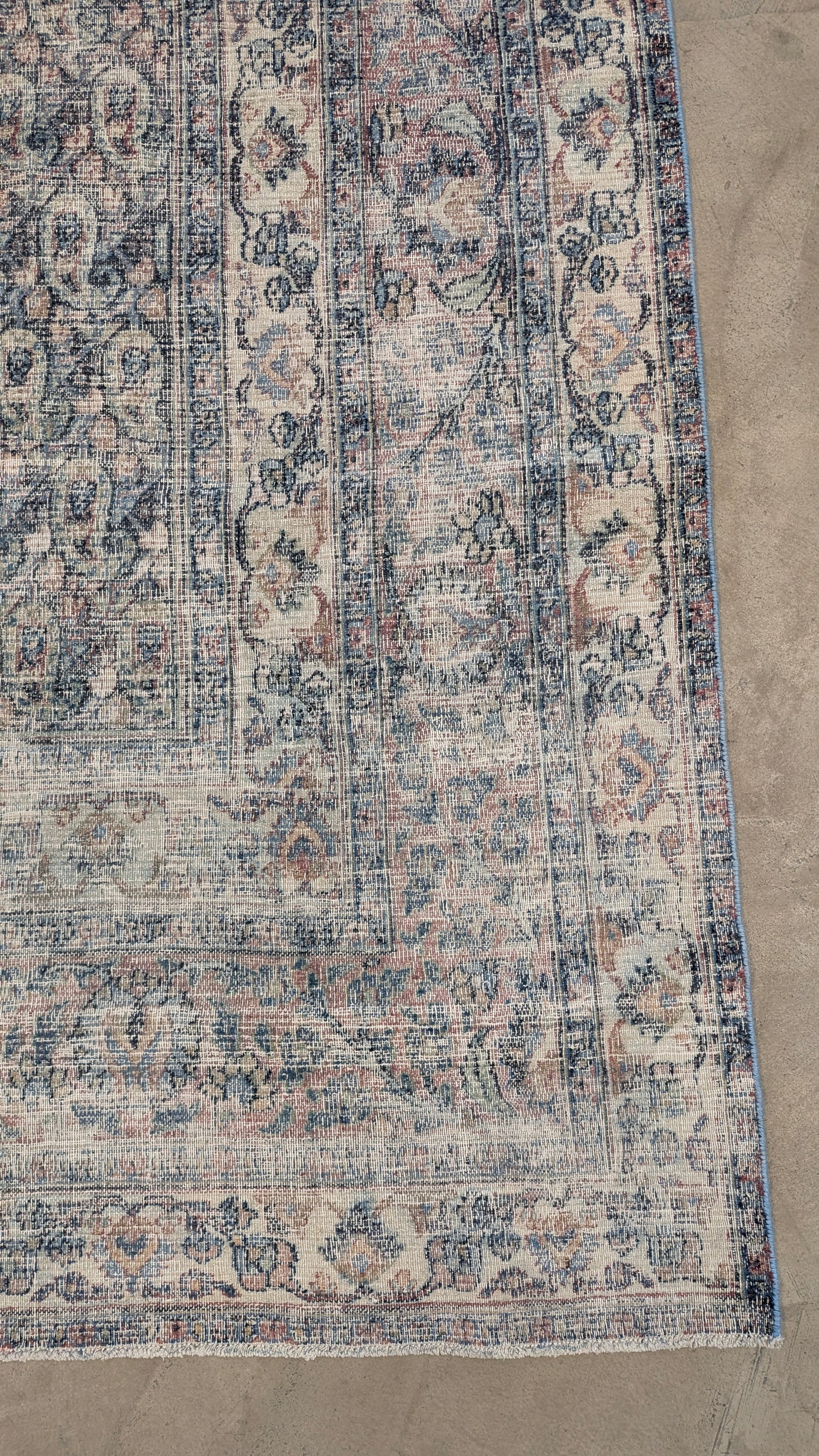 35067 MASHAD 8'9" x 18'1"