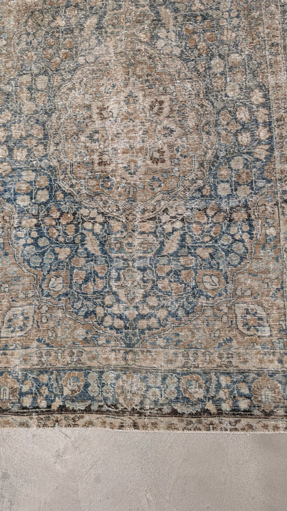 35215  TABRIZ 4'7" x 5'11"