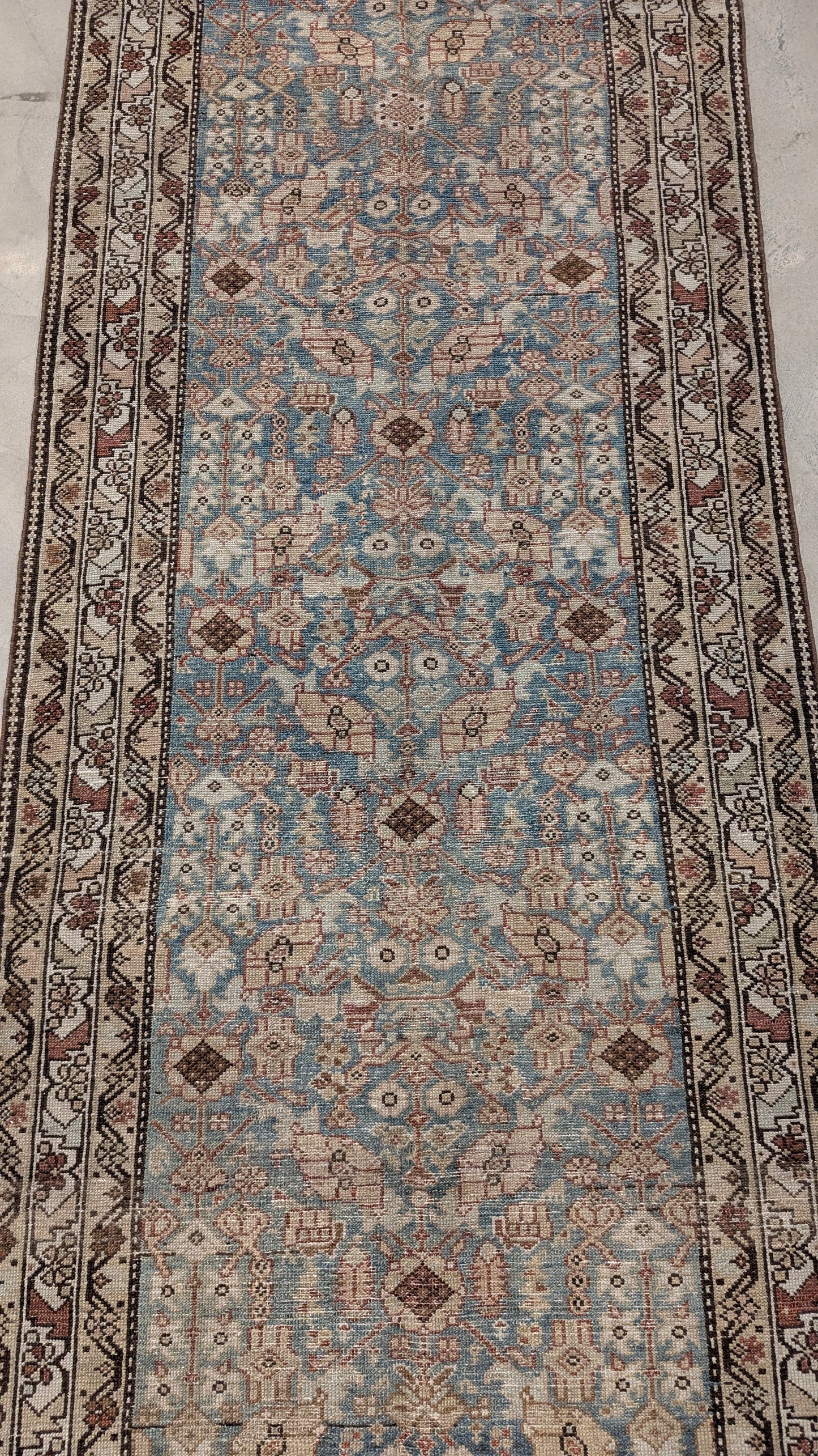35217  MALAYER 3'5" x 16'8"