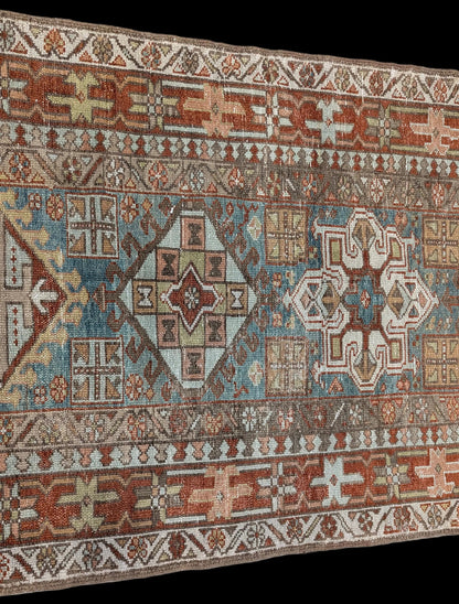 35224 KARAJA 3'5" x 17'8"