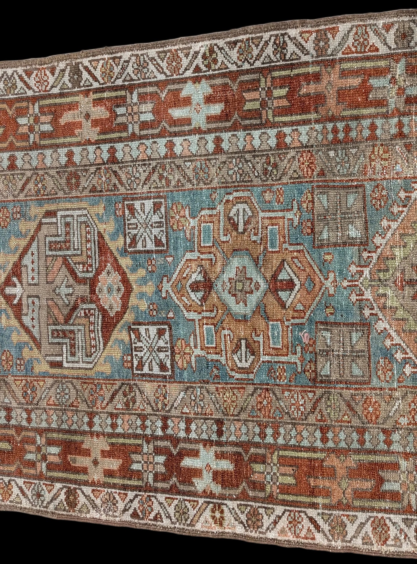 35224 KARAJA 3'5" x 17'8"