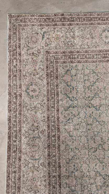 35235  TABRIZ 11'5" x 14'1"