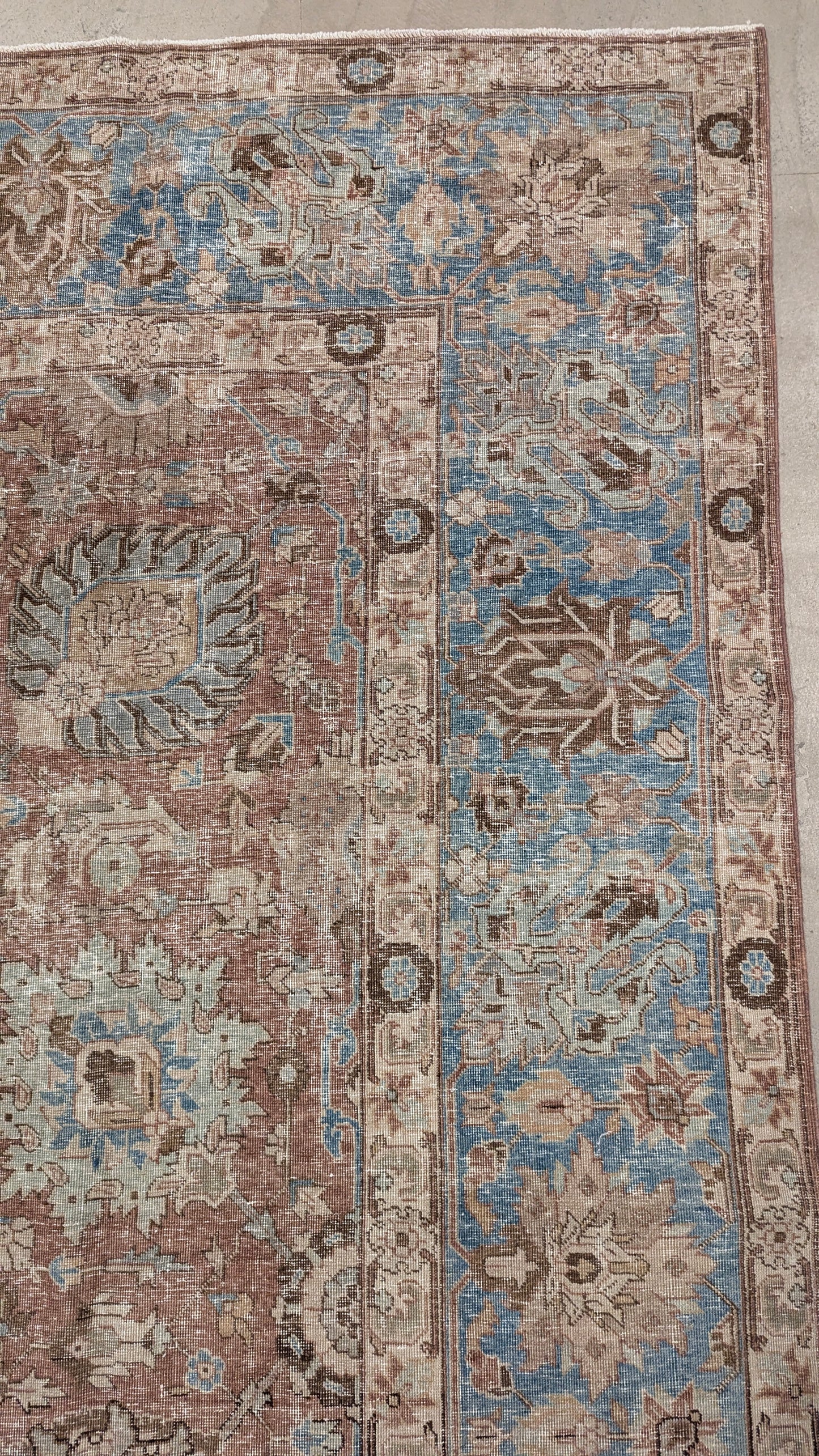 35236    TABRIZ 9'10" x 12'7"