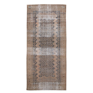 10027607 VINTAGE MALAYER 8'10" x 19'00"