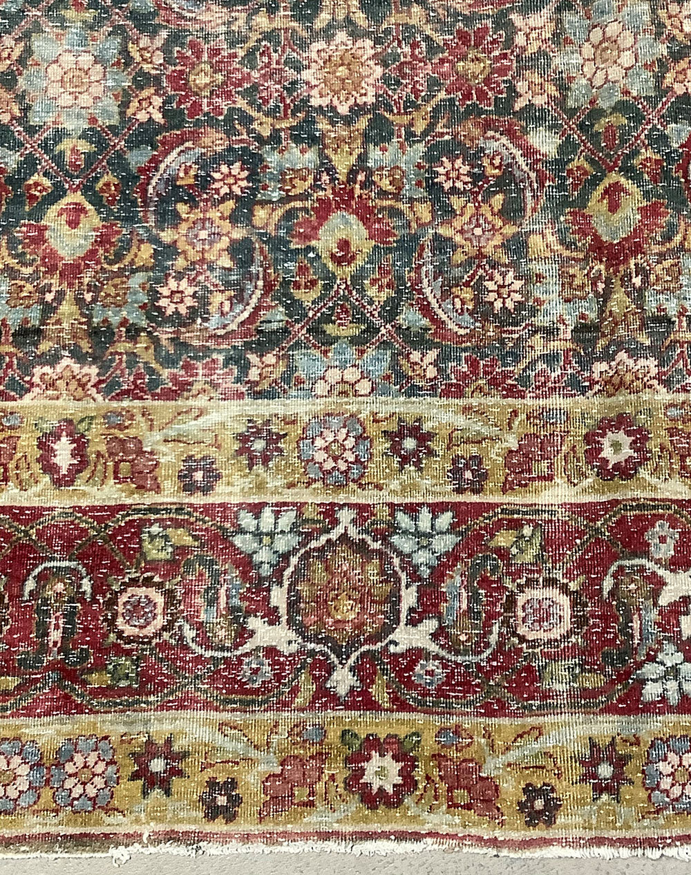 10022060 VINTAGE TABRIZ