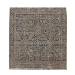 10027589 VINTAGE MALAYER 2'02" x 2'03"