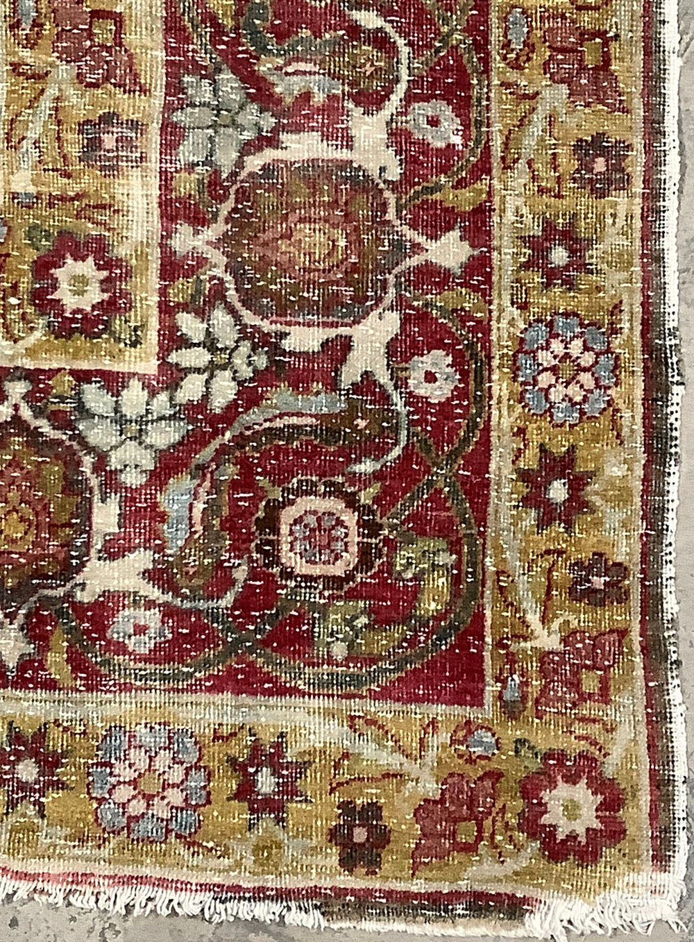 10022060 VINTAGE TABRIZ