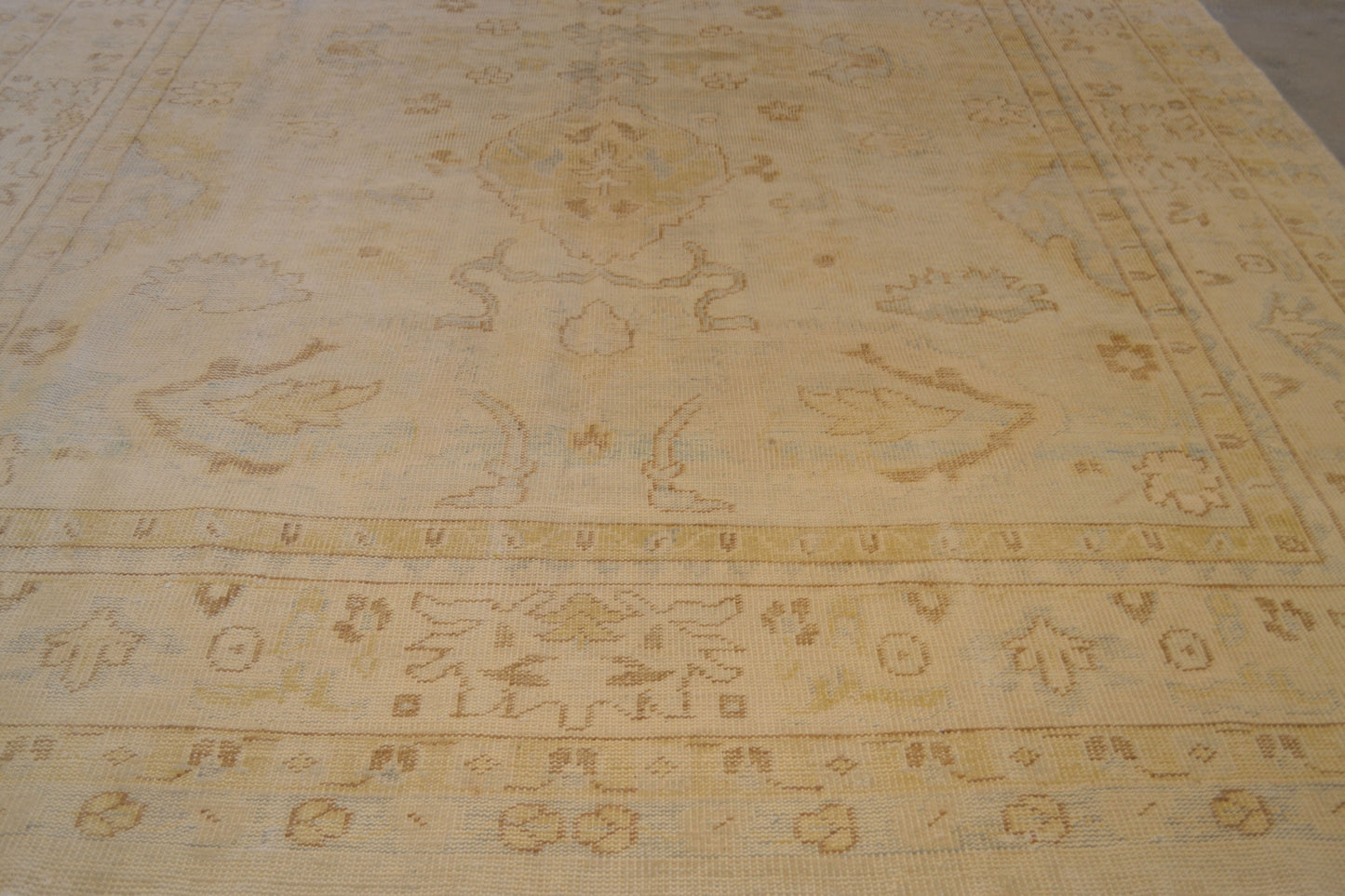 10012275 ANTIQUO 10'2" x 14'0"