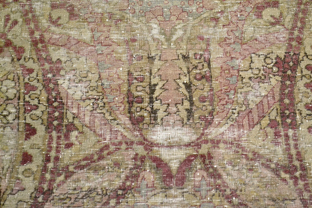 10017022 KERMANSHA ANTIQUE