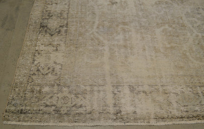 30081 VINTAGE MAHAL 7'9" x 10'8"