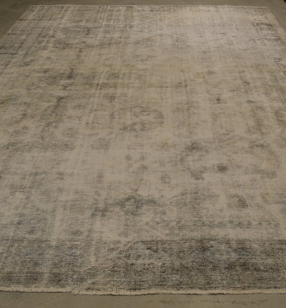 30081 VINTAGE MAHAL 7'9" x 10'8"