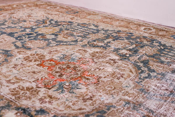 How The Right Rug Can Compliment Your Home Lighting
