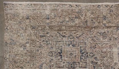 30448 KARAJA 8'4" x 11'9"