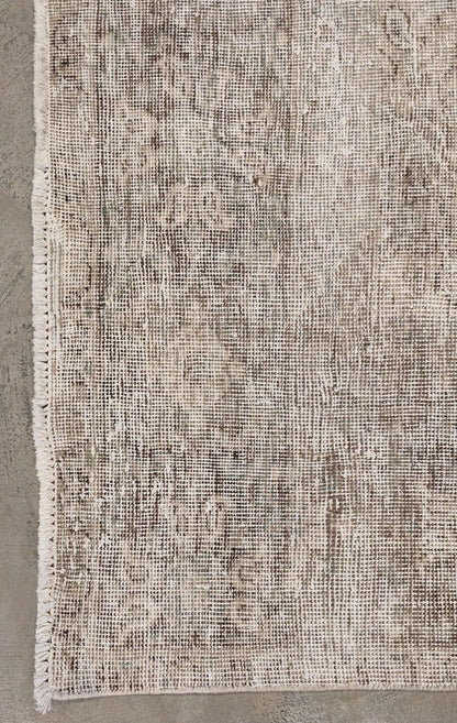 30450 VINTAGE MAHAL 9'5" x 12'1"
