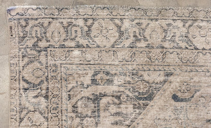 30452 VINTAGE MAHAL 8'8" x 12'0"