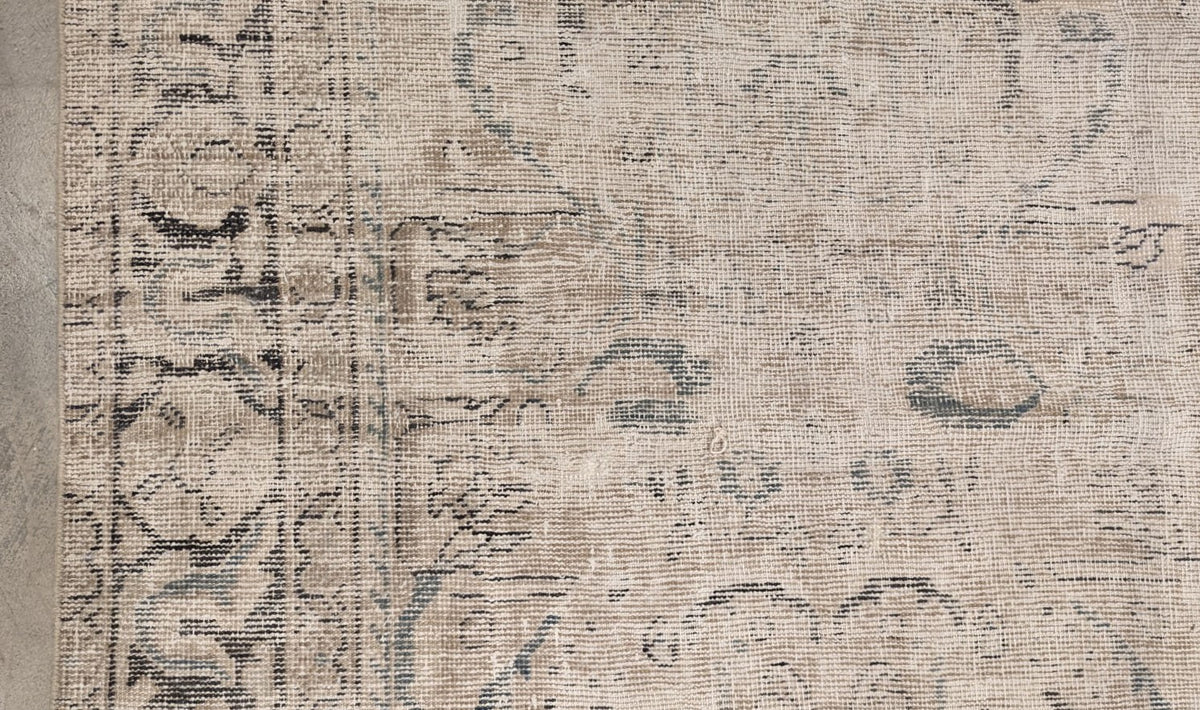 30452 VINTAGE MAHAL 8'8" x 12'0"