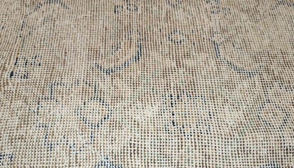 30461 VINTAGE MAHAL 7'0" x 10'7"