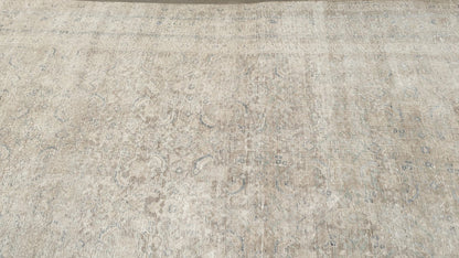 30461 VINTAGE MAHAL 7'0" x 10'7"