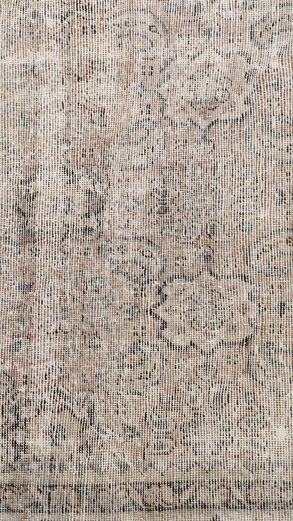 30463 VINTAGE MAHAL 8'6" x 12'8"