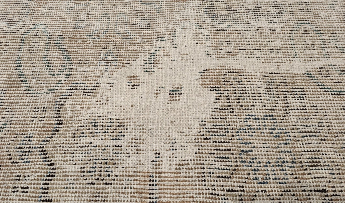 30463 VINTAGE MAHAL 8'6" x 12'8"