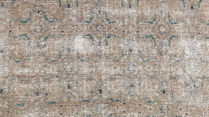 30443 VINTAGE MAHAL 6'10" x 10'2"