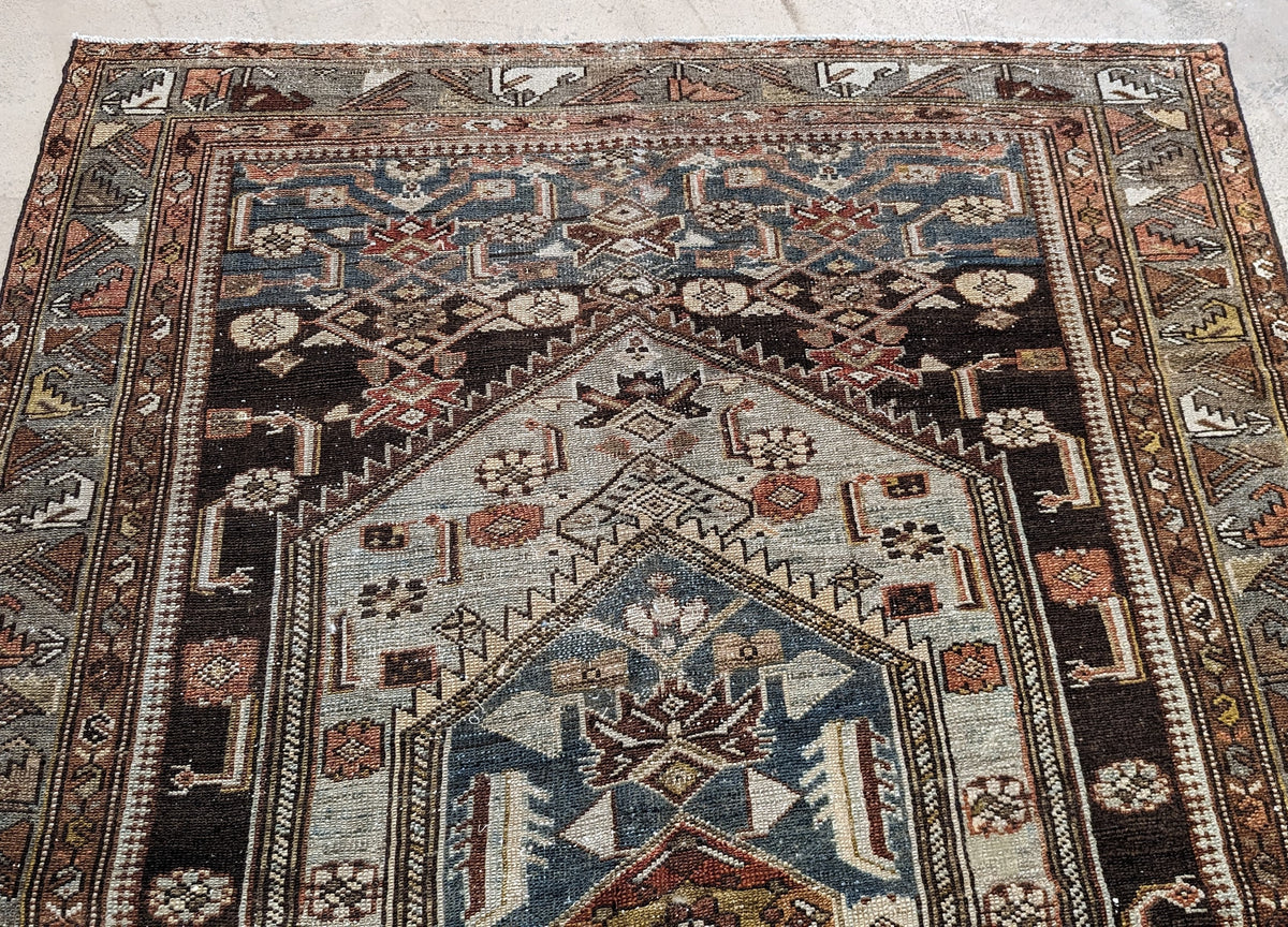 33518 MALAYER 4'1" x 5'9"