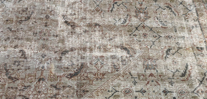 33524 MAHAL 11'10" x 13'9"