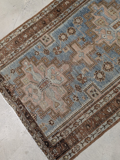 34642 KARAJA 3'4" x 7'11"