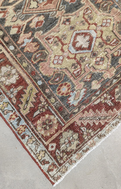 34641 KARAJA 3'3" x 4'6"