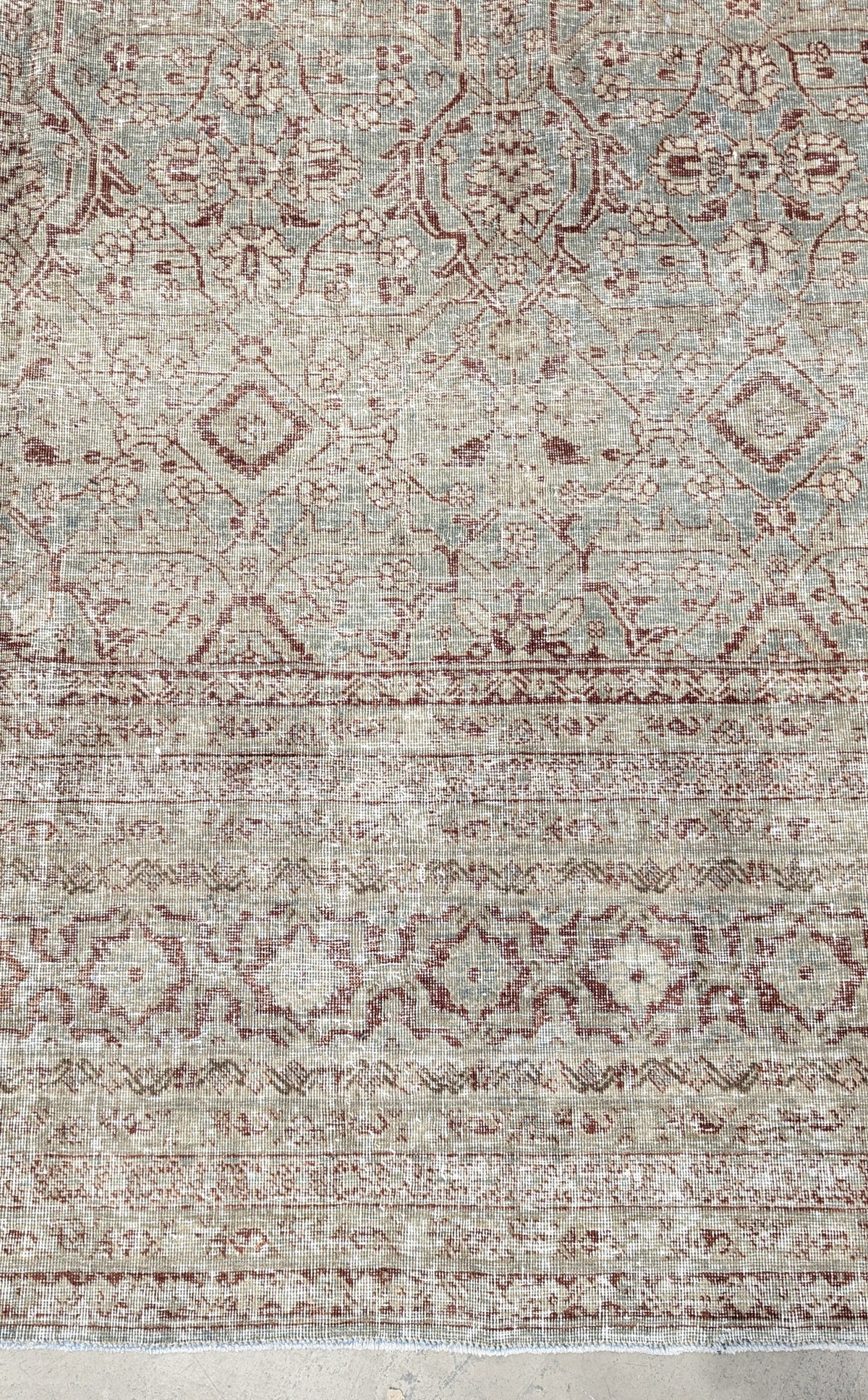 34750 TABRIZ 11'3" x 18'3"