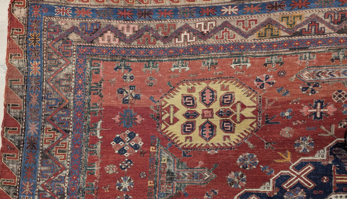 32047 ANTIUE SOUMAK 8'8" x 12'3"