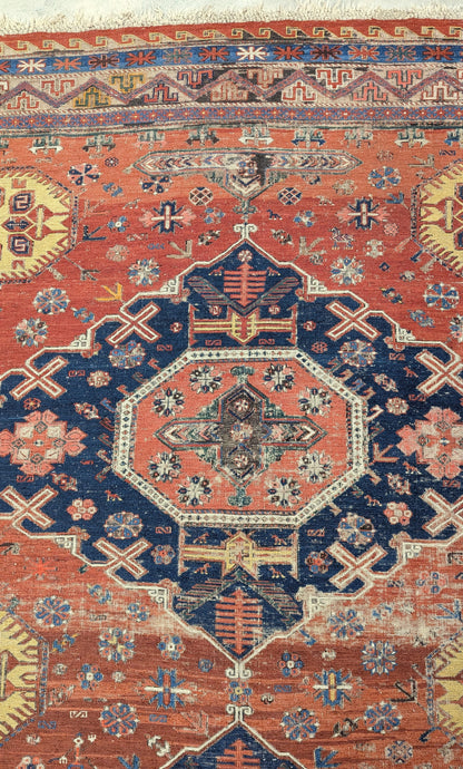 32047 ANTIUE SOUMAK 8'8" x 12'3"